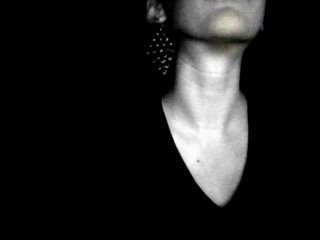 neckline_cosmicoutlaw_Flickr_CC